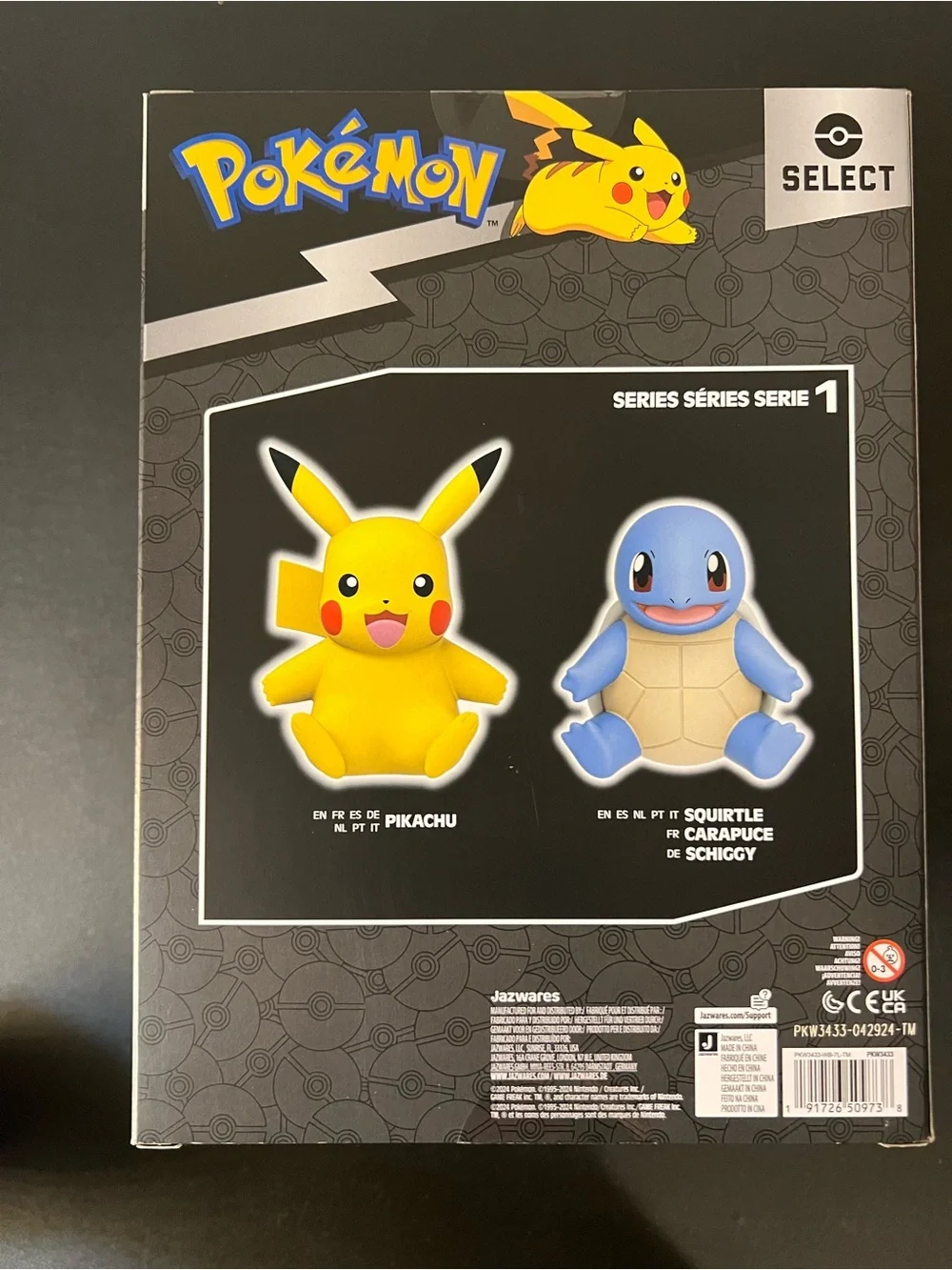 Jazwares: Pokemon Select - Pikachu Deluxe Vinyl Figure 8